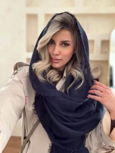 شال حوله‌ای چهار طرف ریشه