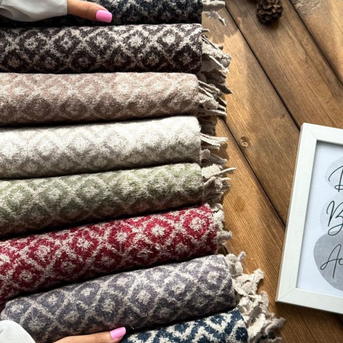 شال موهر طرح لوزی