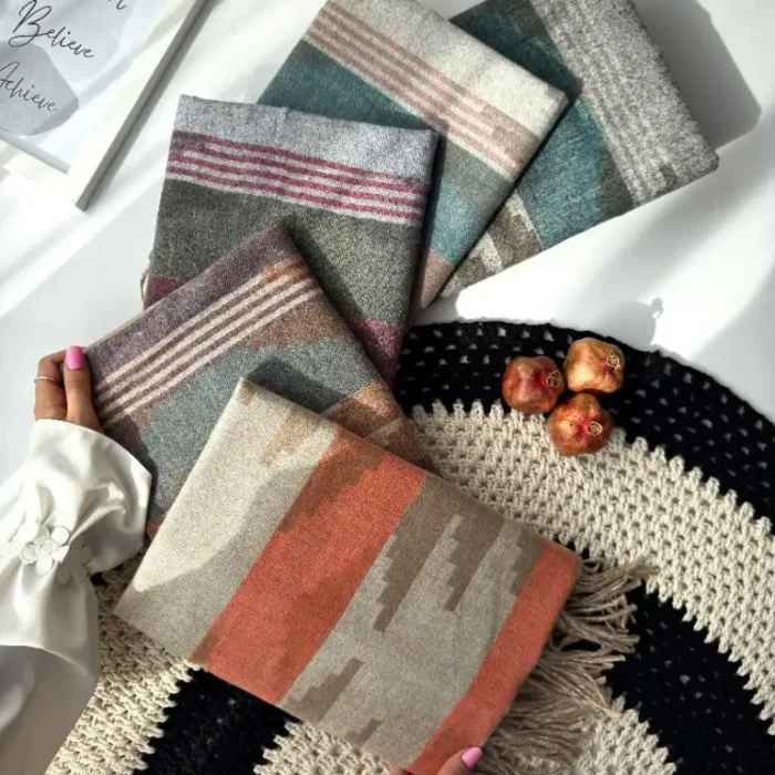 شال موهر وارداتی طرح گلیمی