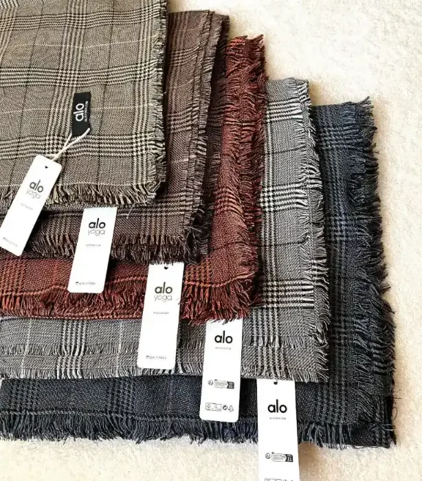 روسری نخی پاییزه چهار طرف ریشه